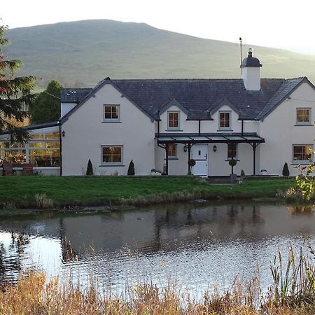 Llwyn Onn Guest House, North Wales Pentrefoelas Exterior photo